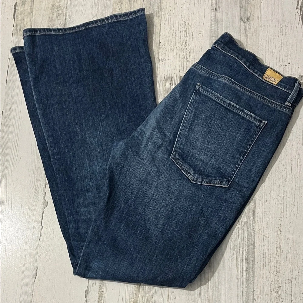 Citizens of Humanity Fleetwood Petite High Rise Flare Jeans Size 32 - Picture 2 of 13